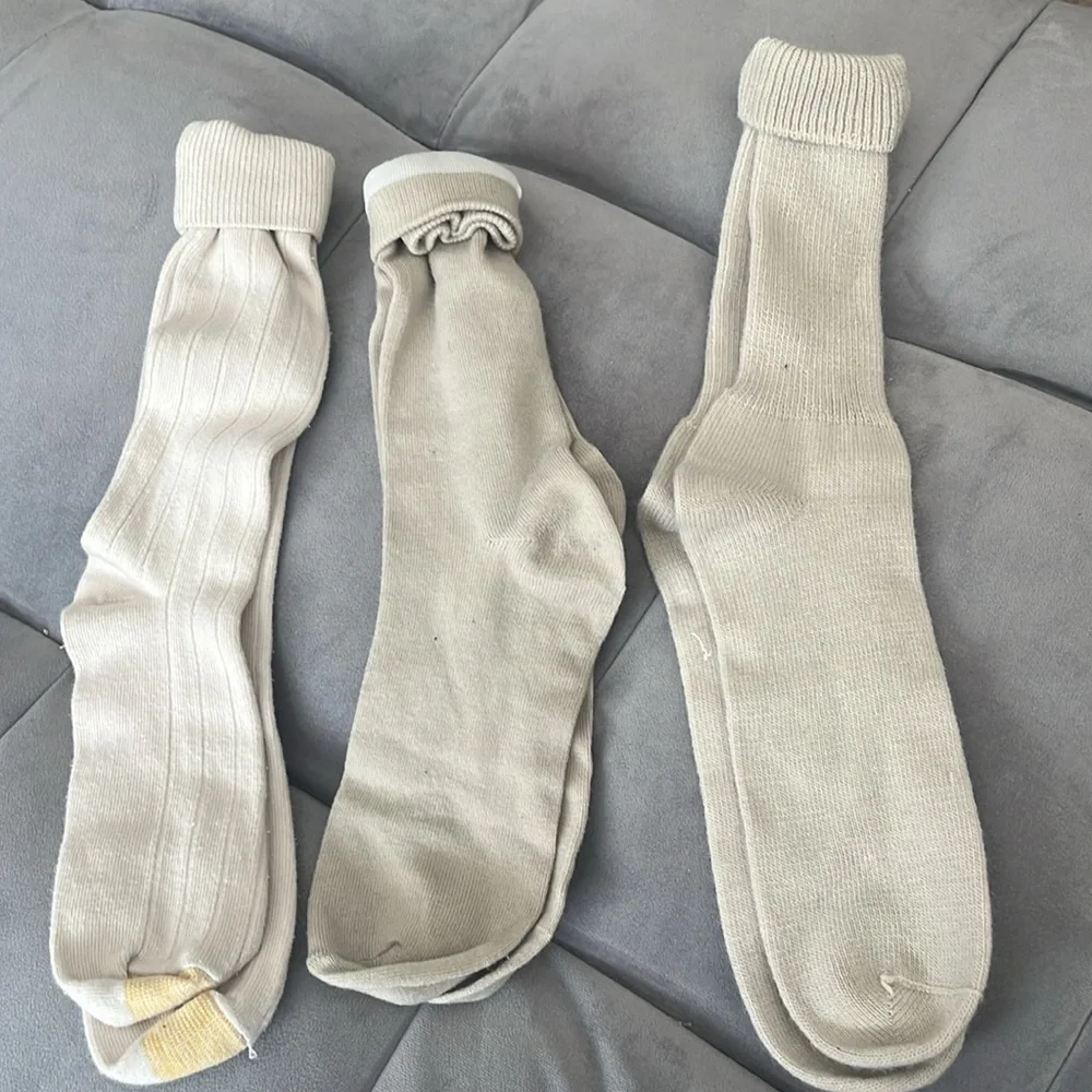 “Mens knit socks- includes 3 pairs”